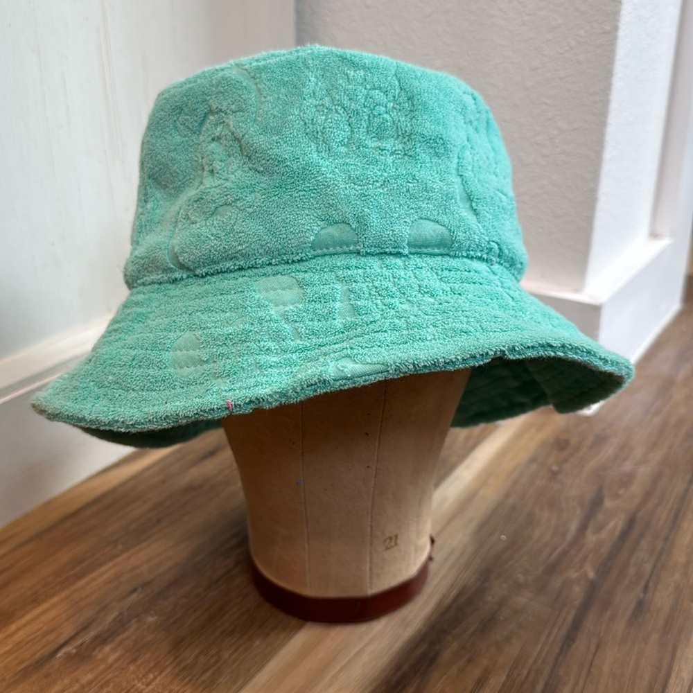 Disney theme parks merchandise Terry cloth bucket hat NWT